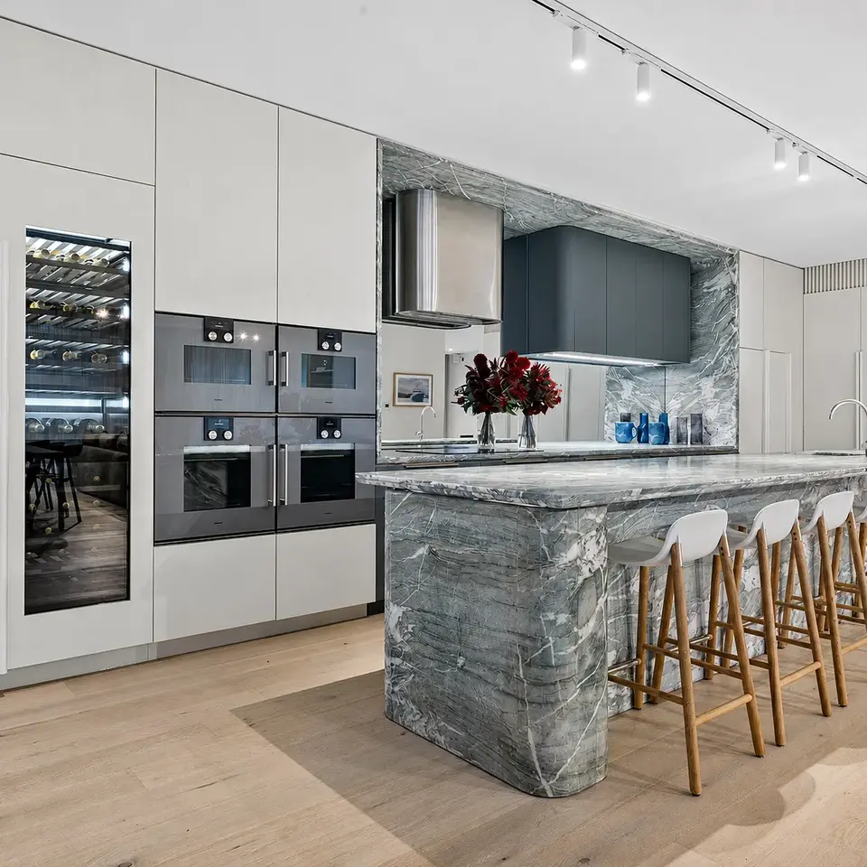 Putney Wharf residential kitchen joinery